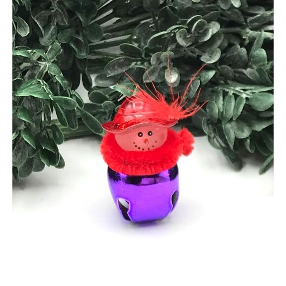 Vintage Snowman Brooch/tac pin  With Red Hat & Purple Bell - Picture 3 of 3